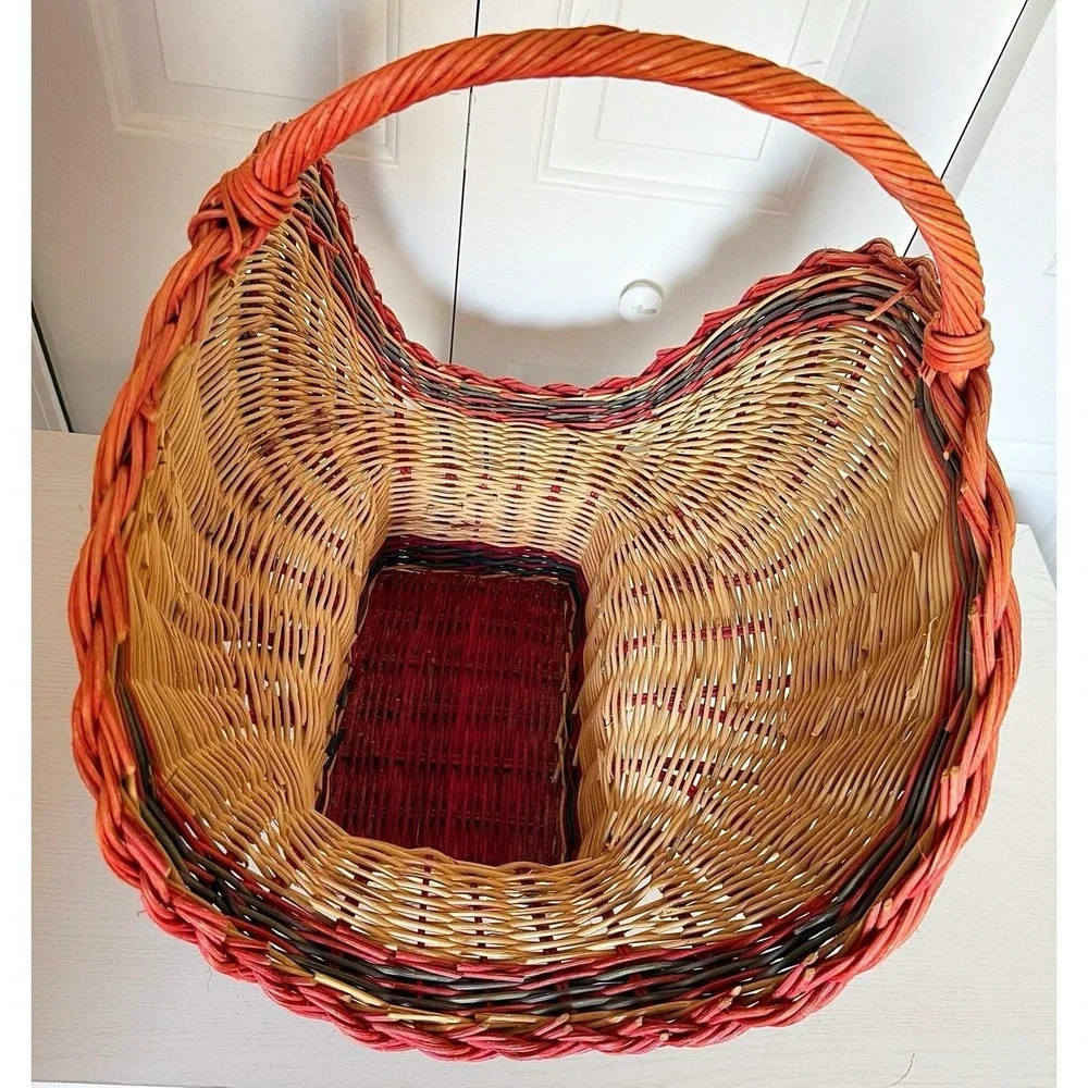 Vintage Fan Shaped Basket With Floral Design On The Front. Excellent Condition